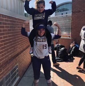 Meet your Posher, Kara